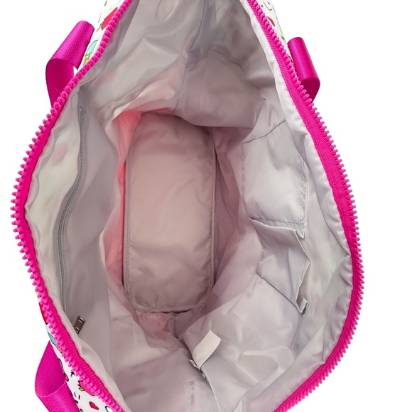 NWT Sanrio Hello Kitty Ice Cream Travel Bag Carry-On / Beach Tote🍦🎀🧳 - Picture 9 of 16